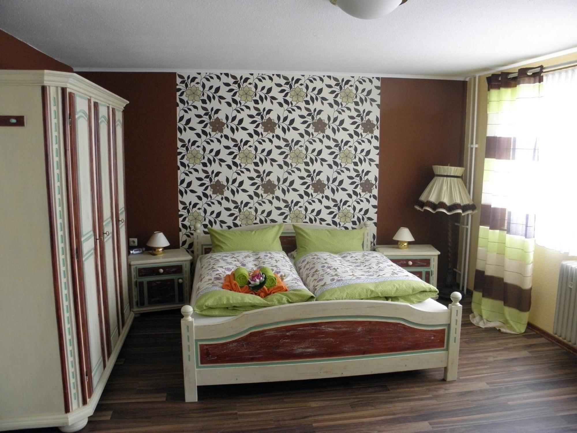 Hotel 4 Jahreszeiten Mit Restaurant Albstadt Bagian luar foto