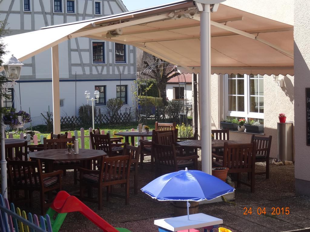 Hotel 4 Jahreszeiten Mit Restaurant Albstadt Bagian luar foto